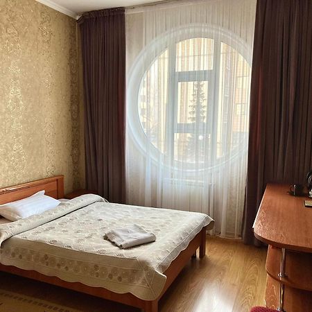 Гостиница "Алтын Орда" Asztana Kültér fotó